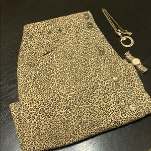 Leopard print Liz Claiborne skirt size 8 petite